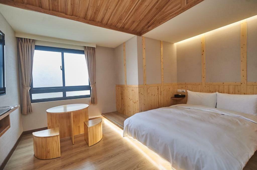 Sung Tai Hotel Kaohsiung Eksteriør bilde